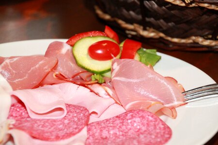 Eat delicious food