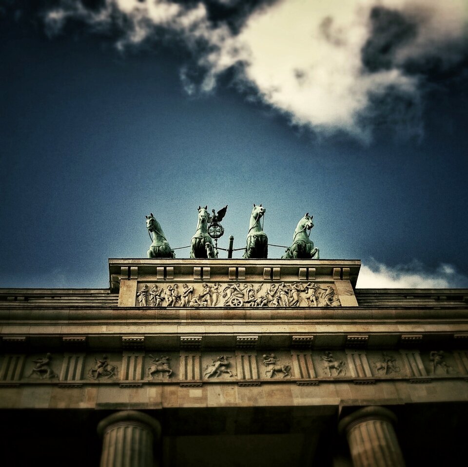 Quadriga brandenburg goal