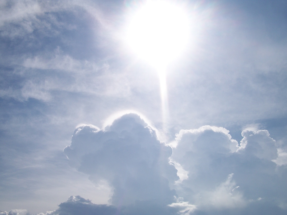 Sun light sky