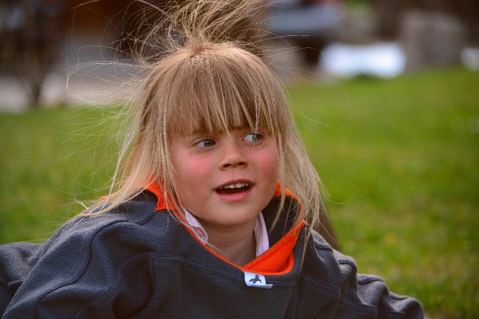 Hair wind stick out