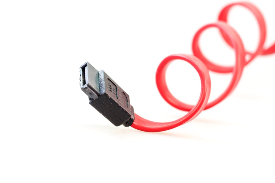 S-ata connection plug