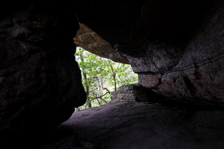 Opening underground cavern photo