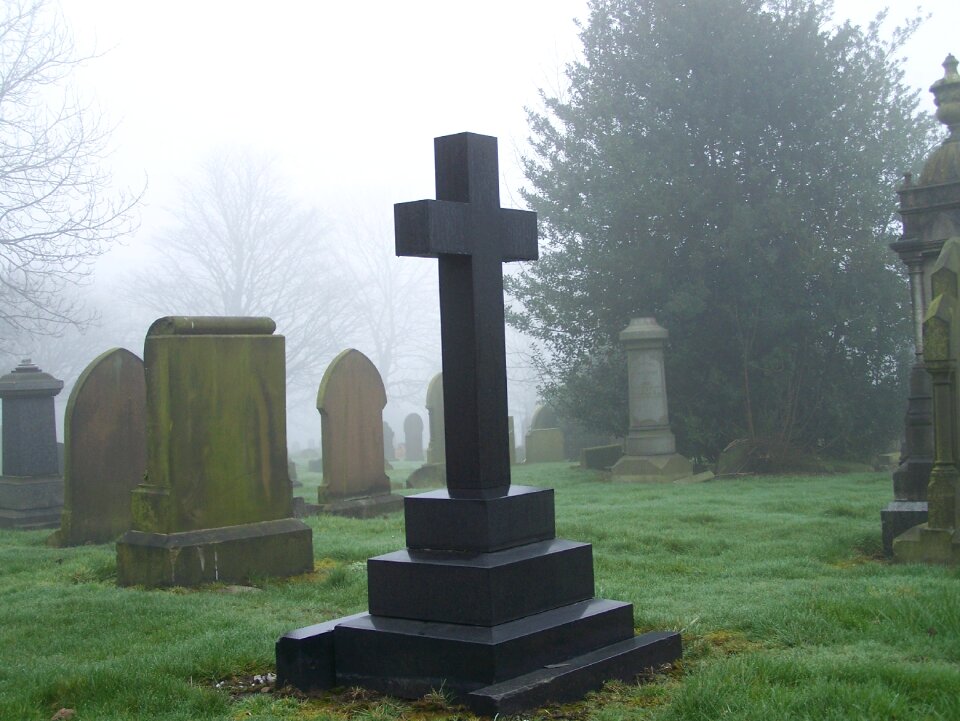 Scary tomb tombstone