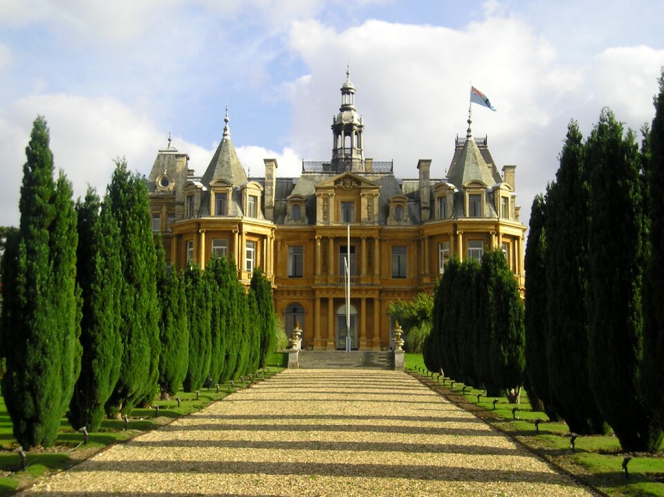 Kingdom mansion house