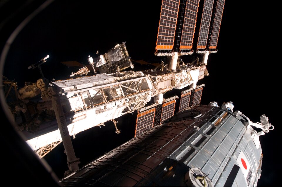 Space travel universe international