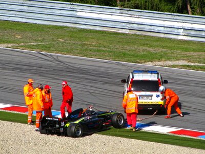 Autogp automobiles driving