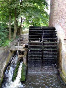 Flowing ribe motion