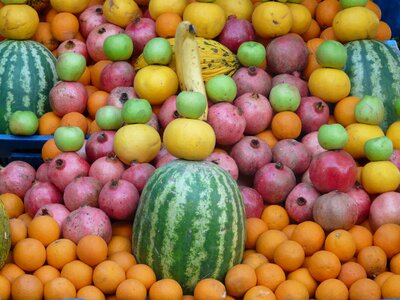 Melon lemons apple