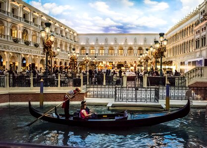 Christmas canal architecture