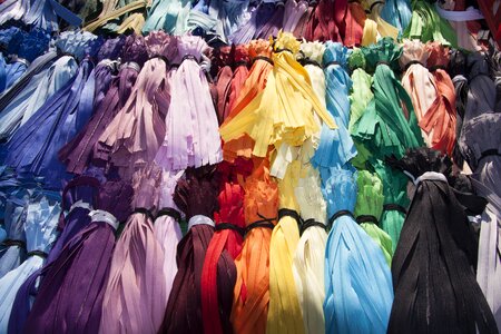 Color selection zip