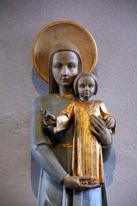 Jesus christ sculpture figure