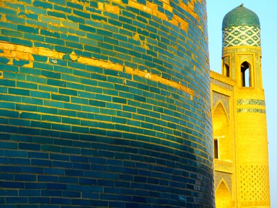 Short minaret morgenstimmung uzbekistan