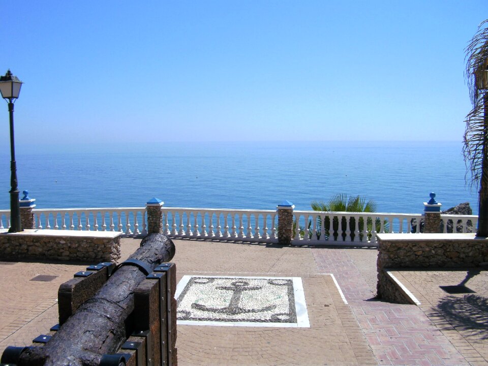 Sea view platform