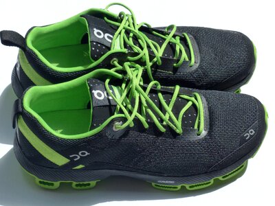 Marathon shoes shoes green