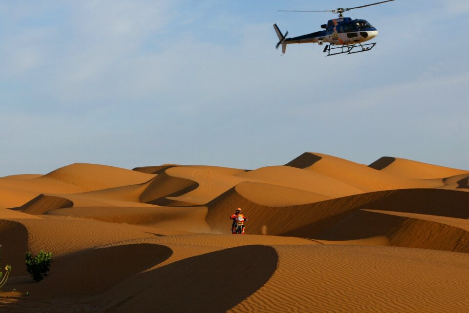 Helicopter motorsport race