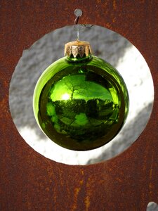 Depend ball weihnachstkugel