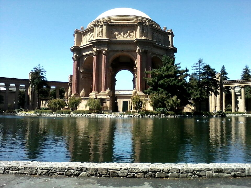 Palace fine arts statue stonework
