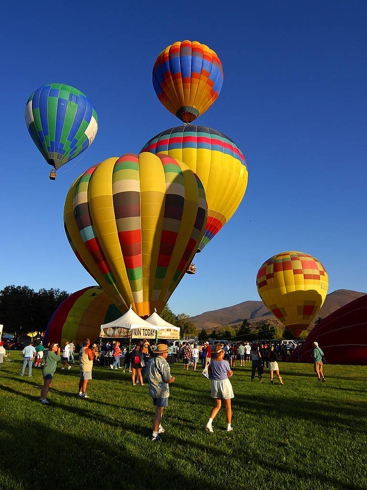 Flying colorful competition