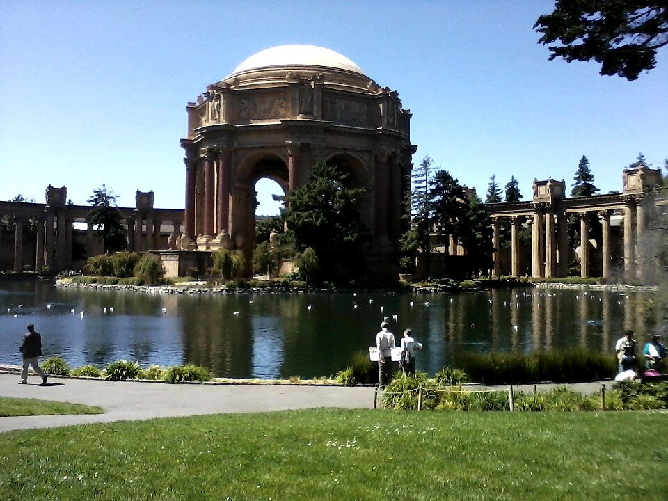 Palace fine arts statue stonework