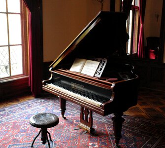 Vintage sound play