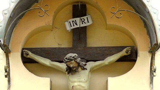 Crown of thorns sculpture christianity photo