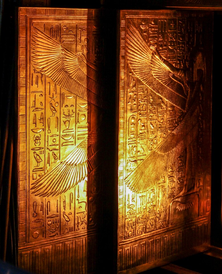 Treasure valuable gold