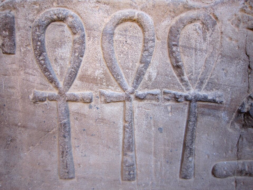 Hieroglyphics symbols live