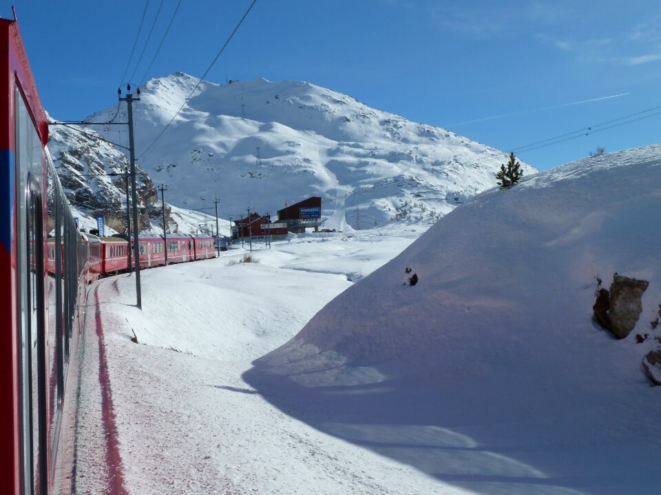 Glacier express graubünden switzerland