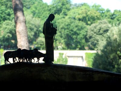 Good shepherd lamb statue