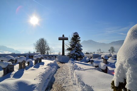 Snowy winter snow