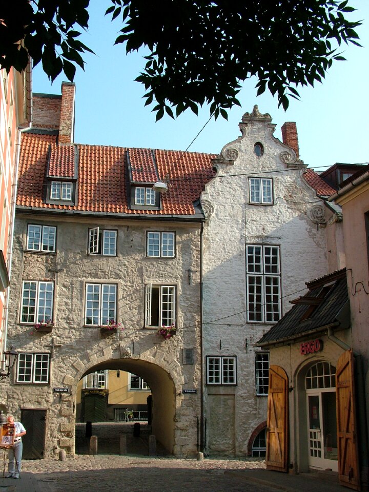 Latvia riga sweden gate