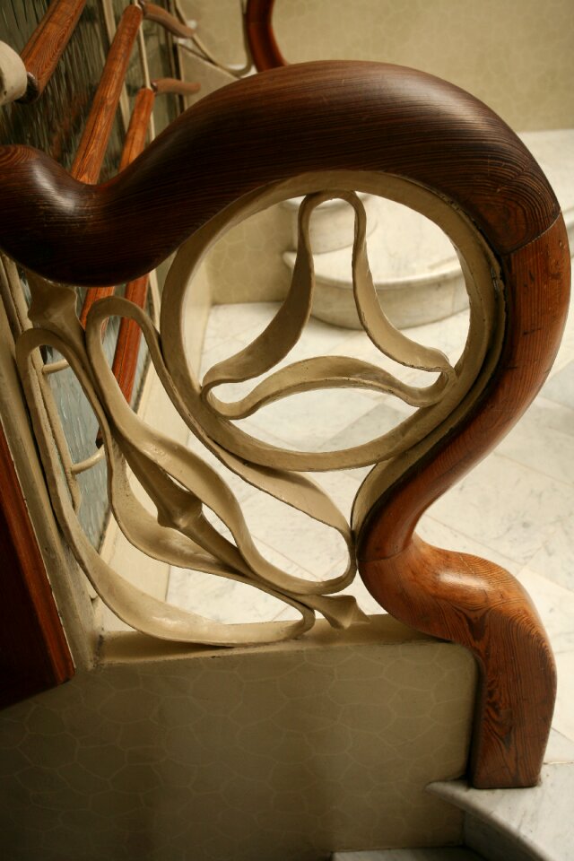 Design artistic staircase