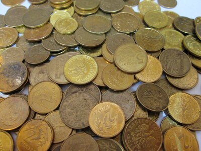 Savings currency gold