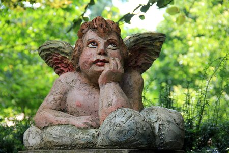 Thinking hope sculpture