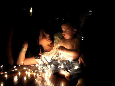 Son family lights