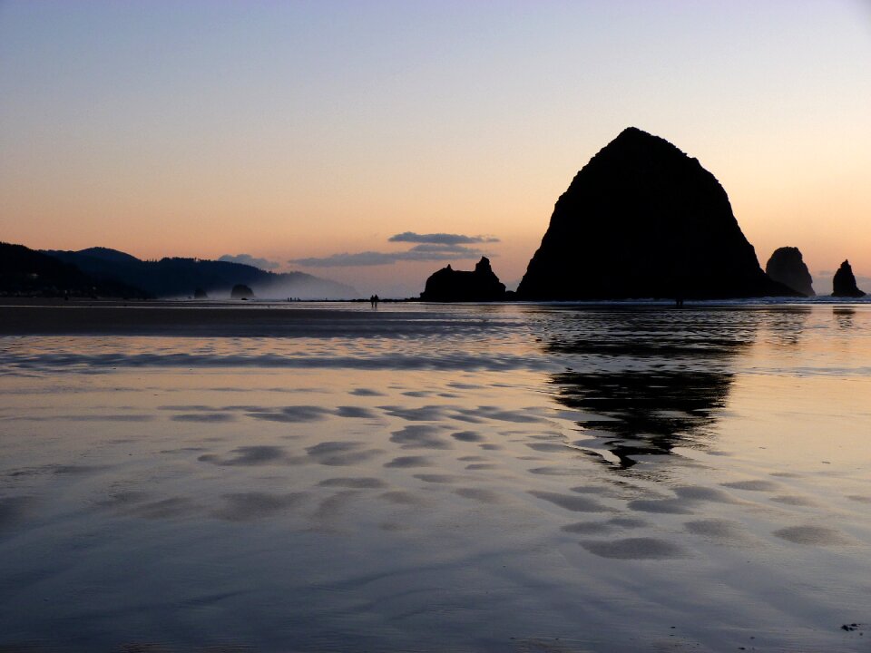 Oregon rock reflection