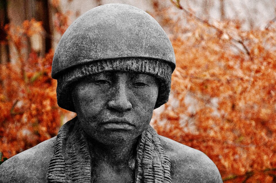 Monument mood atmospheric