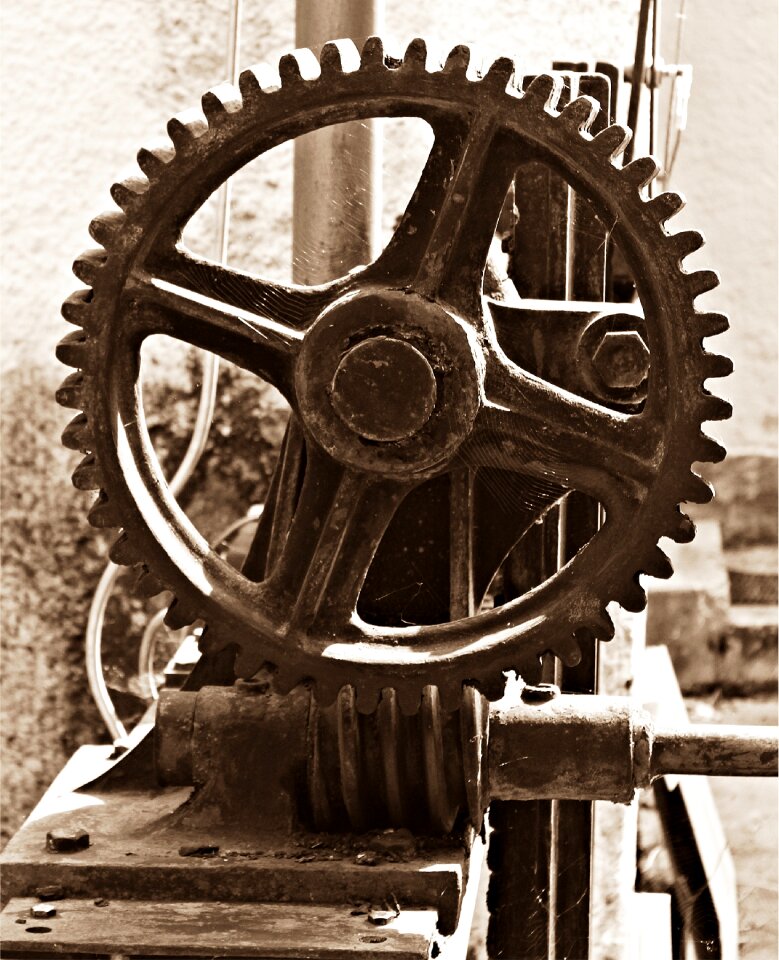 Transmission gears technology
