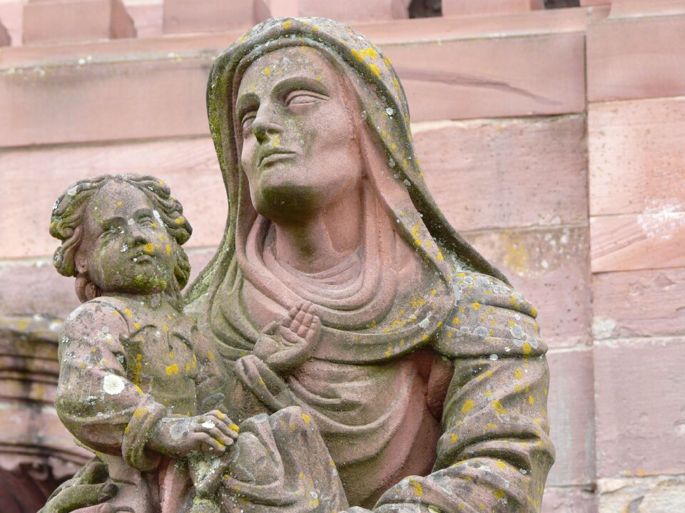 Old virgin mary christ child