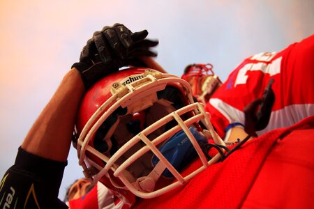 Facemask field game photo