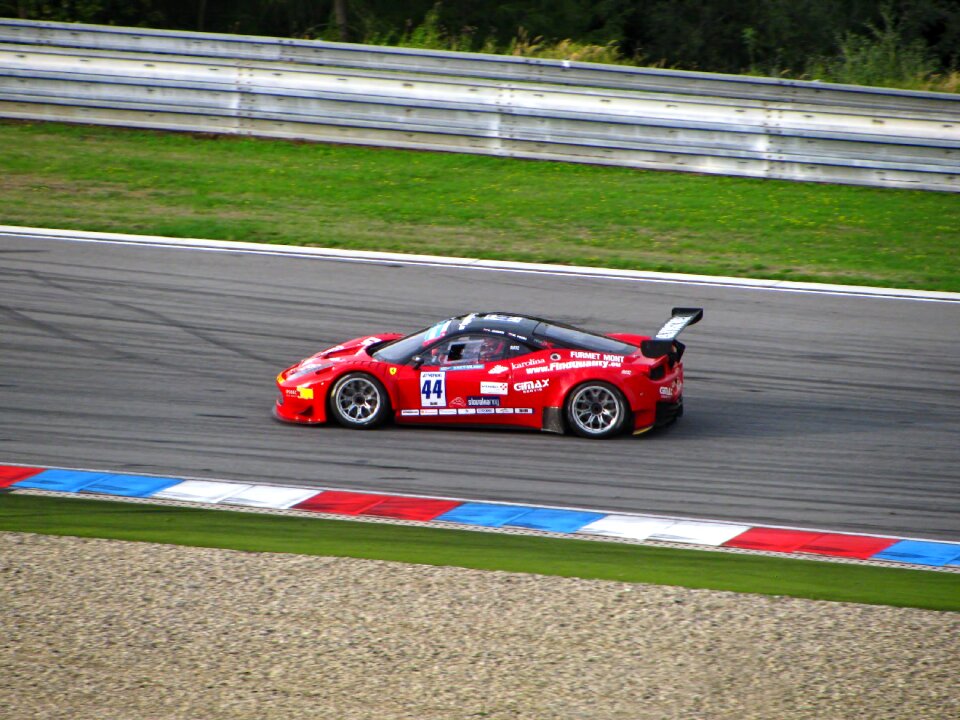 Driving vehicles fia gt