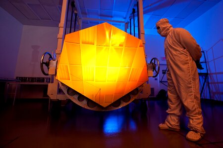 Gold scientist inspection