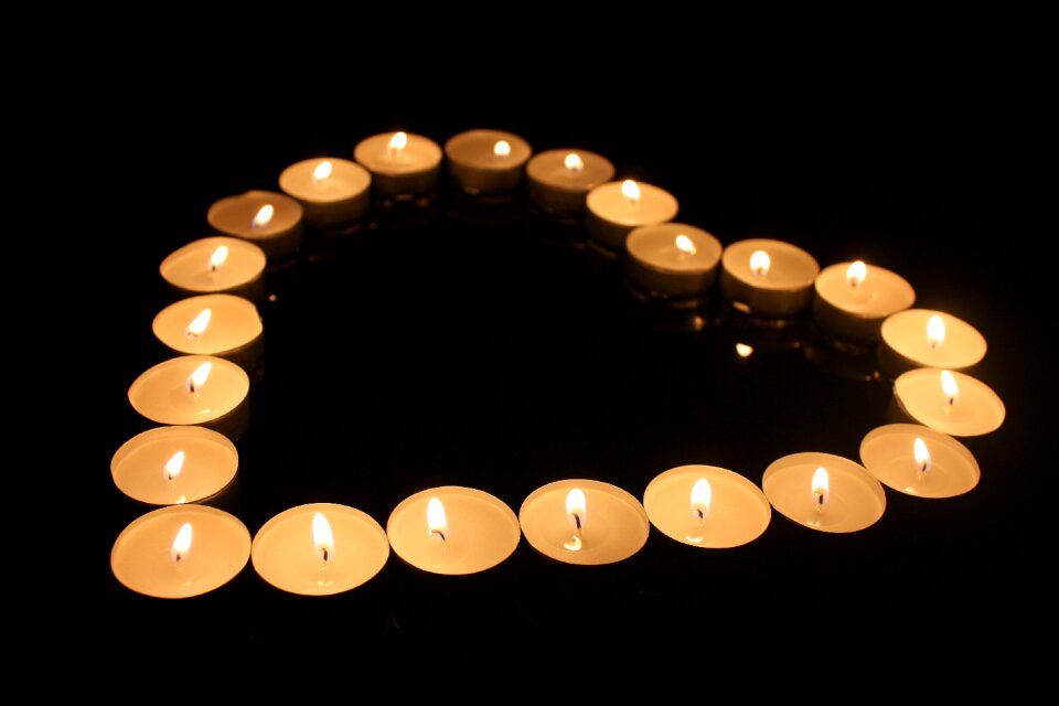 Candles love light