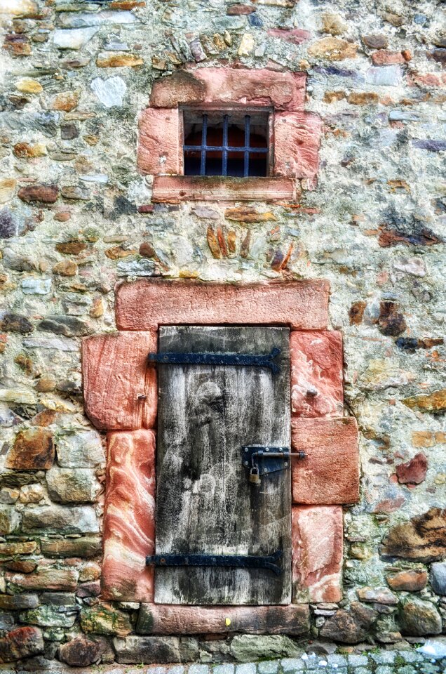 Window architecture stones