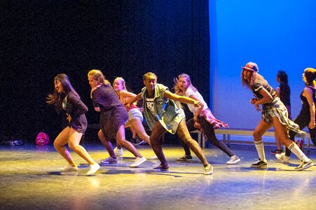 Stage breakdancing attractive