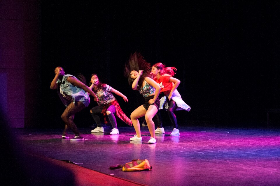 Breakdancing attractive black dance