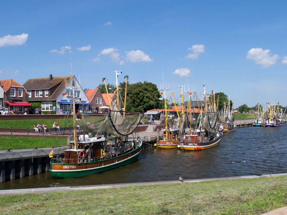 Ships fishing vessel day