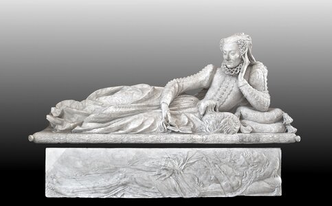 Valentina balbiani marble woman