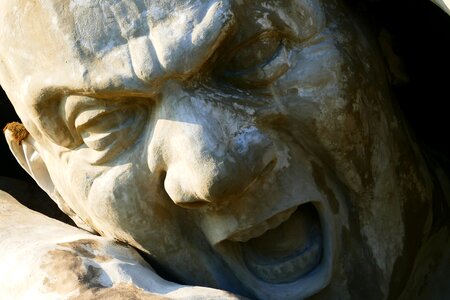 Stone cry figure