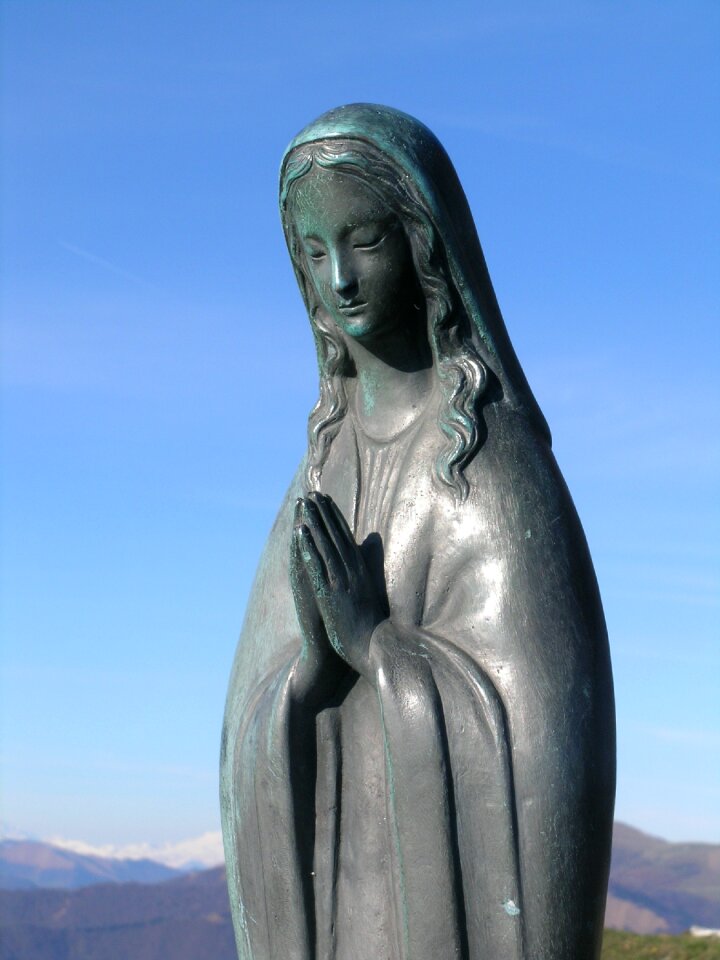 Madonna prayer italy